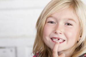 Lactation des dents de lait - le moment et les caractéristiques de soin des dents