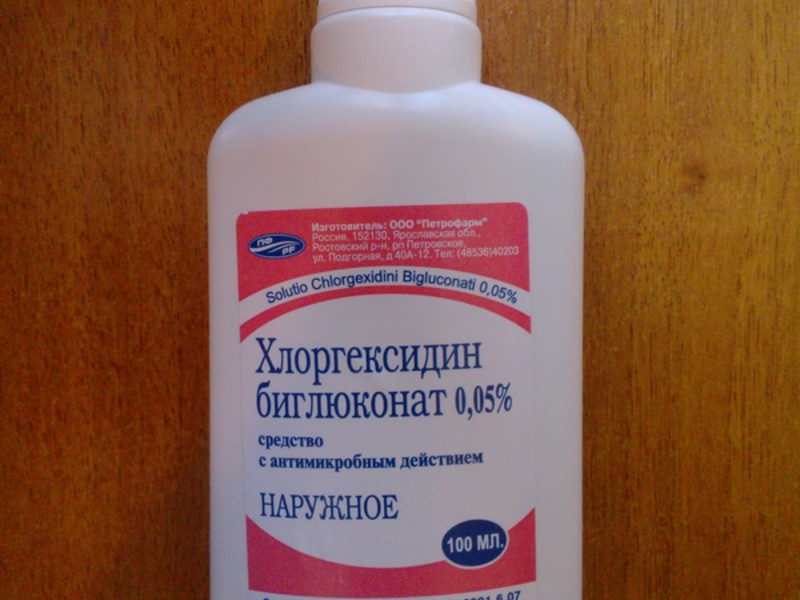Digluconate de chlorhexidine 0,05% Instructions pour l'utilisation Bigluconate de Chlorhexidine